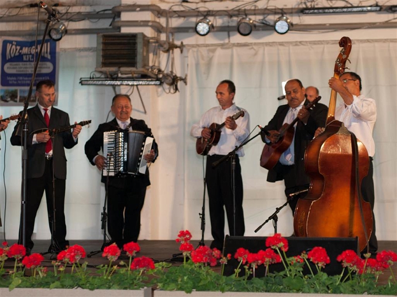 107.jpg